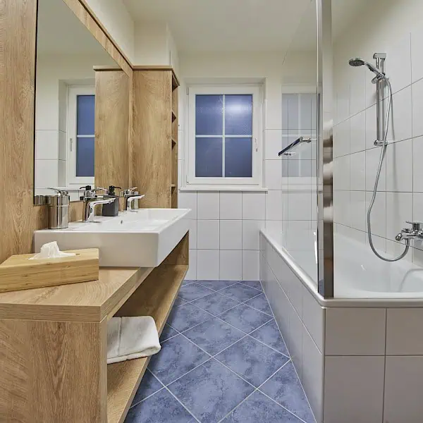 a04c0500.600x600.jpg